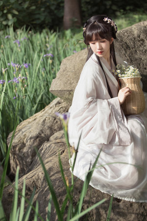 替夫还债的妻子电影免费观看全集