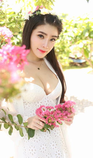 房奴试爱1开头打扑克