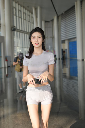 三个男人躁我一个爽是什么成语