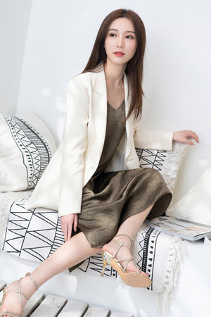 妲己三点尽露人体图片无遮挡