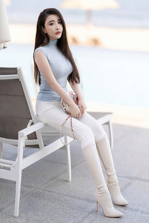 老太婆吞精视频