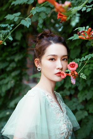 女主叫秦沛珊的小说