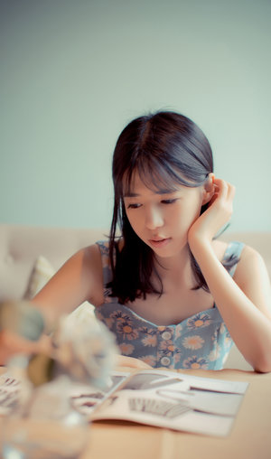 吻胸摸腿娇喘揉屁股娇喘软件