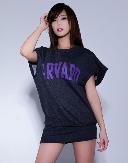 男人舔女人胸视频