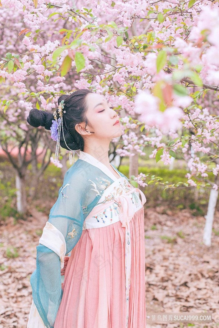 我被想拥抱的男人威胁了