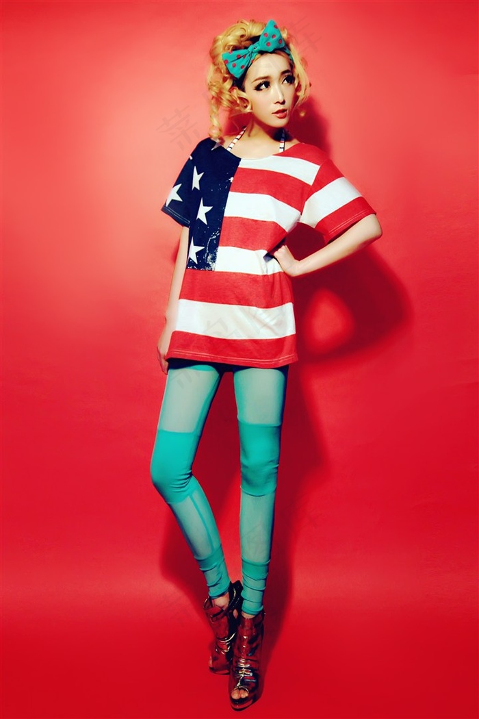 美女张腿男人桶