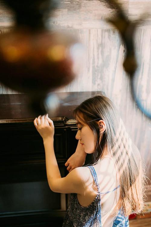 网红博雅打扑克视频全程播放