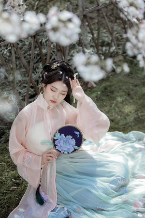 大乳按摩激情免费高清