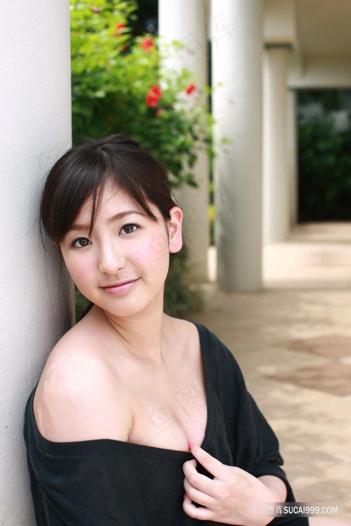 妈妈的闺蜜在线观看免费完整版电视剧