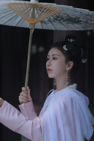 伊人久久久老熟妇