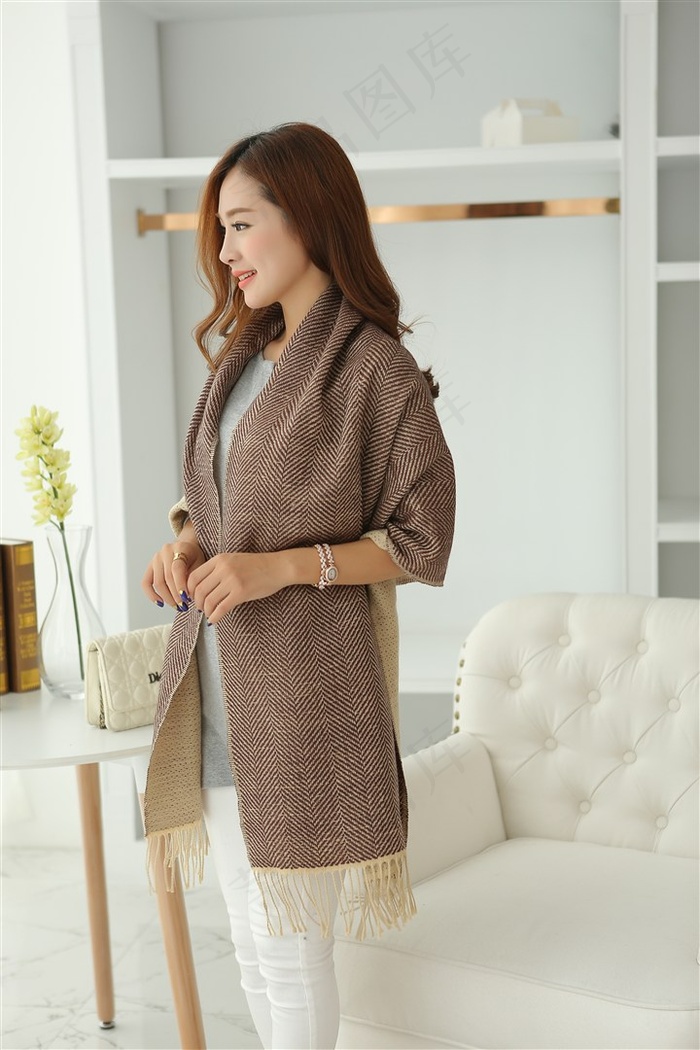 美女脱精光让男人桶尿囗