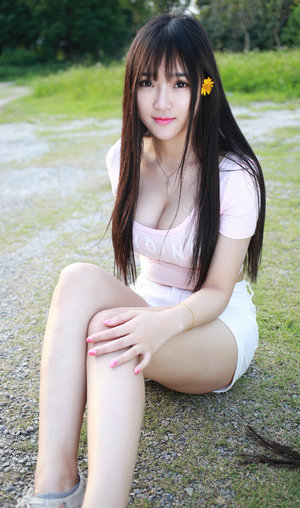 垄玥菲三级在线看