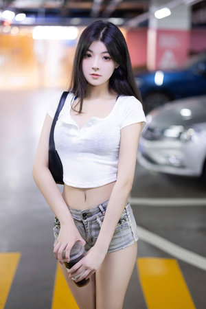 整篇都是车的百合