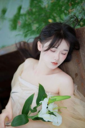 束缚by柠檬火焰