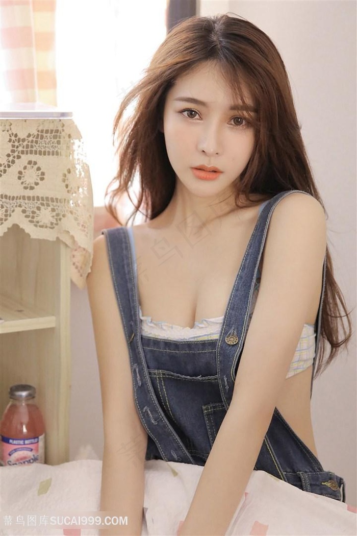 肤白貌美俏佳人