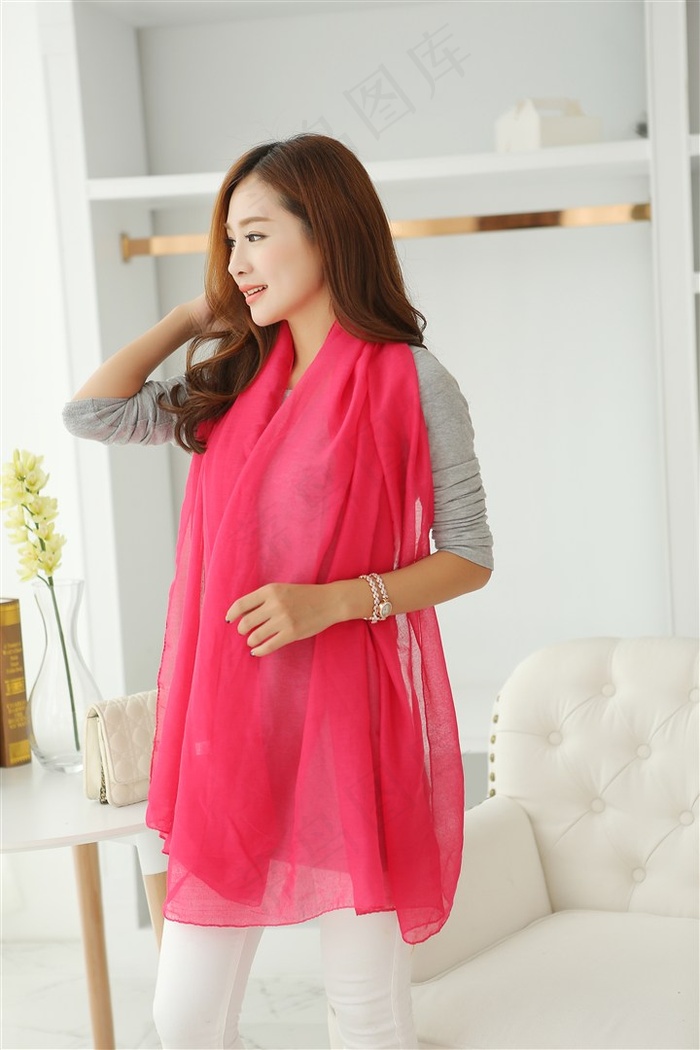 久久草莓和红颜草莓的区别