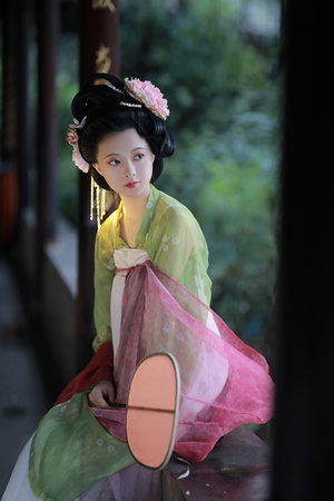 男女之间拔红萝卜是什么意思