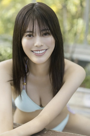 村长趴在了杨寡妇的身上