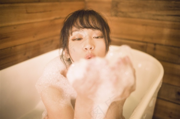 微观小世界在线观看完整免费观看