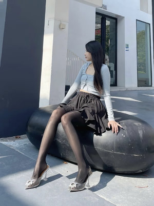 大学情侣在教室啪啪被偷拍