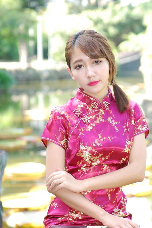 年轻的妈妈2在线观看