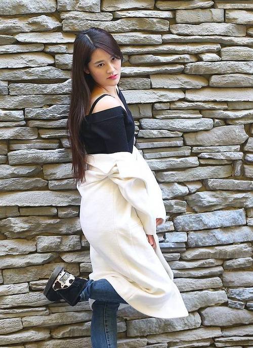 国产粉嫩泬无套进入A片小说