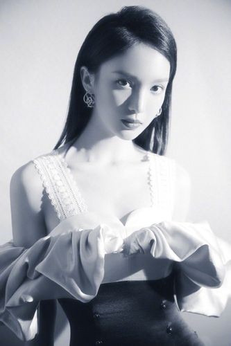 服装崩坏动漫免费观看