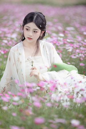 年轻的馊子8HD中文字幕