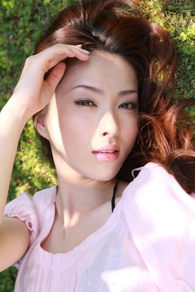 吴雪雯《肉香》无删减版