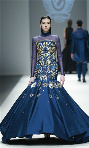 小娇乳h1v1师生恋