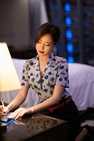 大波丰满熟妇人妻