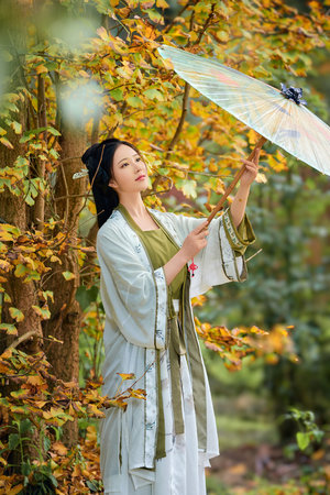 黑帮少爷爱上我动图