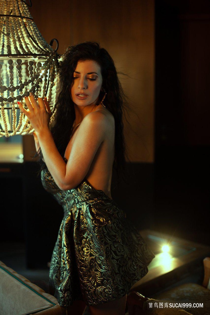 在恐怖游戏里被怪物C了