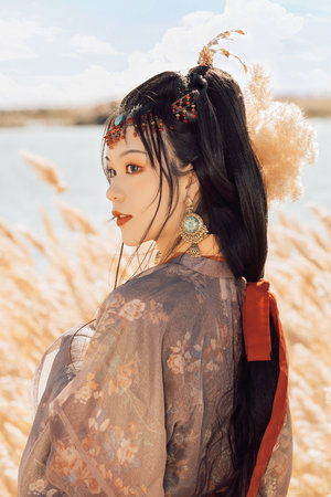 热情的邻居在线观看