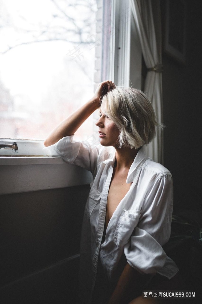 迈开腿尝尝你的草莓汁