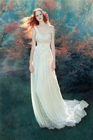 电子商务一个月工资一般多少