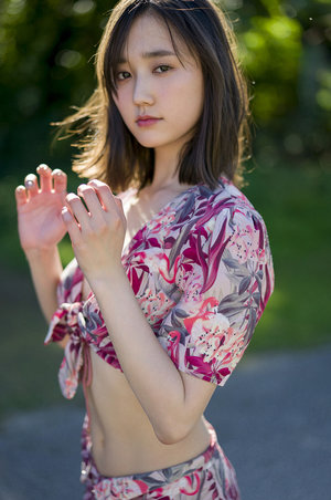 八尺大人快乐巡游异形怪奇第1集