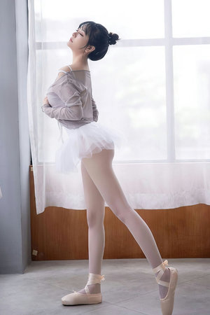 桌球上的艳遇未删除版在线播放