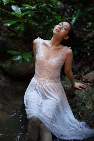 正在播放我和亲妺作爱视频