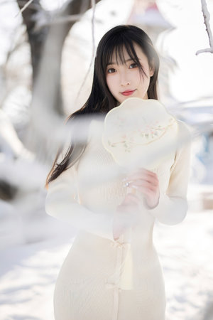 我和香蕉在ktv被8人玩文