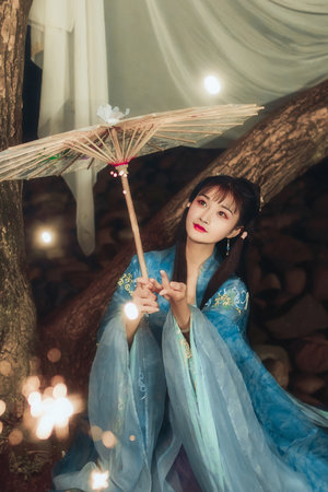 天生骚货yin娃yin窝小说