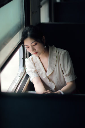 美女不穿衣服的照片