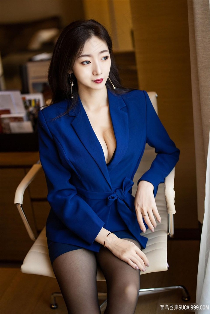 偷摄大众浴池好多诱人的胴体