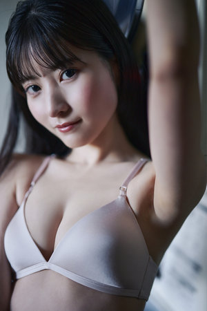 亚洲一区二区精华液