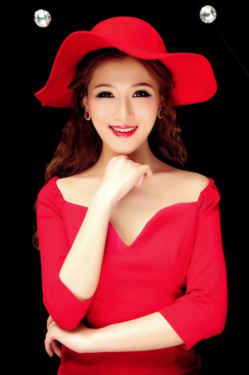 高校教师成熟在线播放