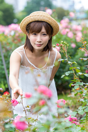 欧美又长又硬又爽免费视频