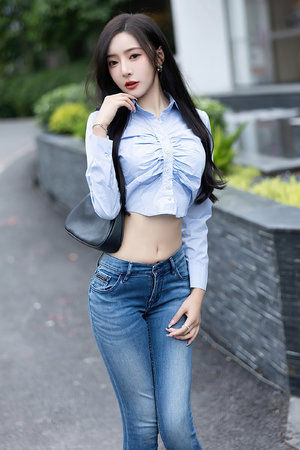 莫妮卡贝鲁奇限制照