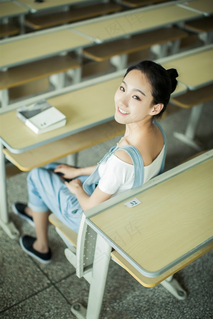 护士日本ⅩXXX丰满HD