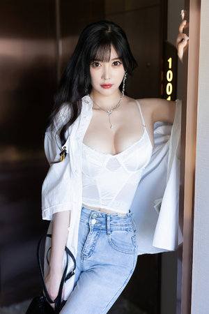 久久久电影院AV