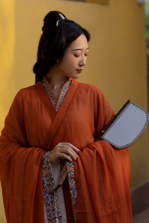 色婷婷婷亚洲综合丁香五月